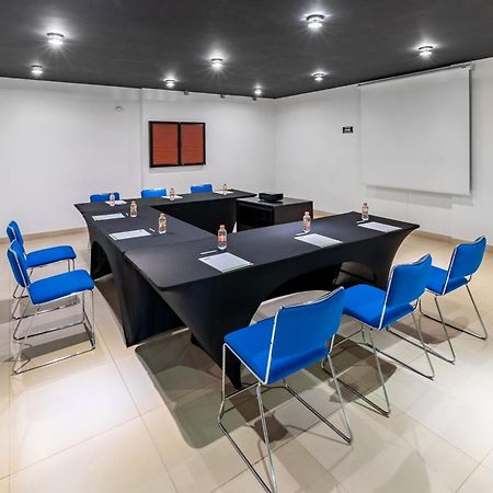 City Express Junior By Marriott Veracruz Aeropuerto Экстерьер фото