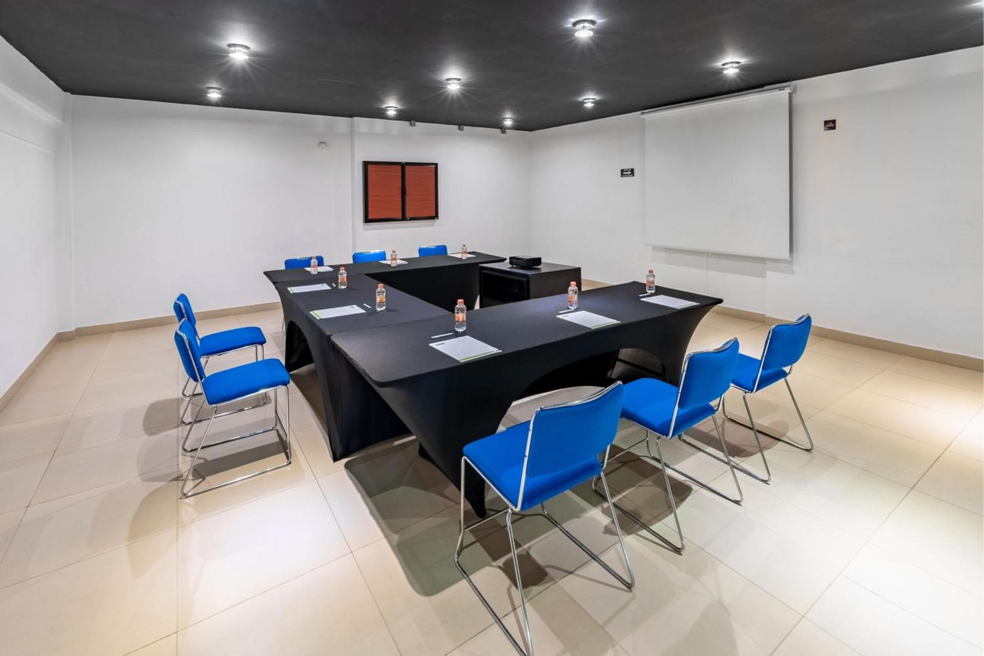 City Express Junior By Marriott Veracruz Aeropuerto Экстерьер фото