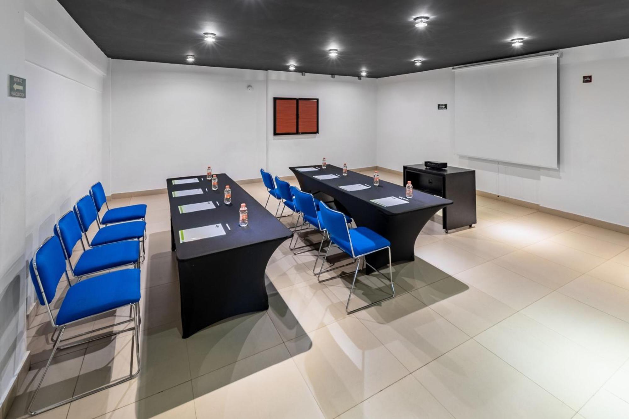 City Express Junior By Marriott Veracruz Aeropuerto Экстерьер фото